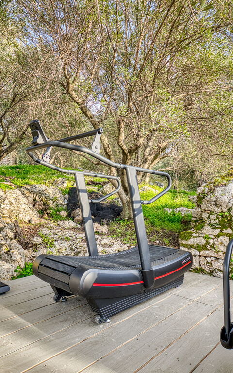 Villa Dominante: Building Exterior, Outdoor