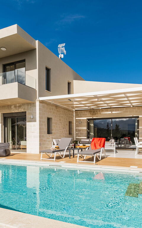 Villa Orientem Bis: Balcony / Terrace / Patio, Building Exterior, Garden, Outdoor, Pool, Spring, Summer