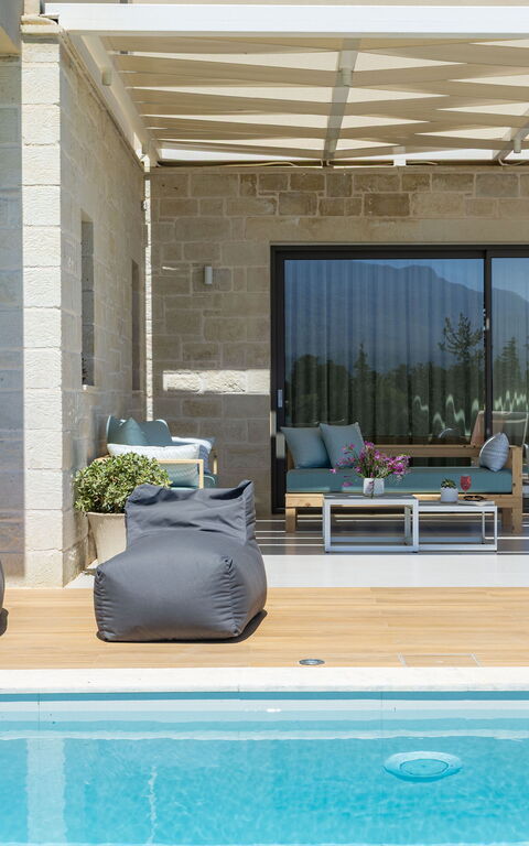 Villa Orientem Bis: Building Exterior, Outdoor, Pool