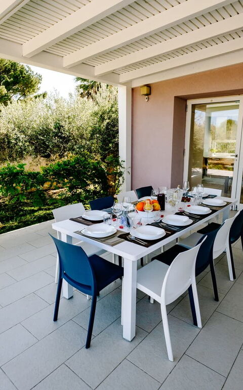 Villa Virginia: Balcony / Terrace / Patio, Building Exterior, Outdoor