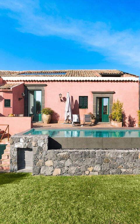 Micanera House: Building Exterior, Garden, Outdoor, Pool