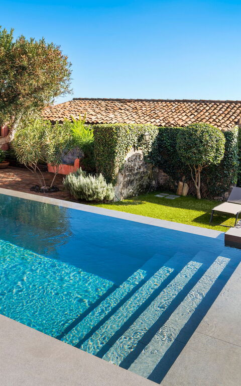 Micanera House: Building Exterior, Garden, Outdoor, Pool