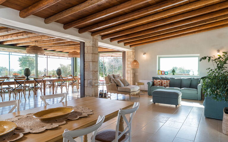 Villa Ninetta: Dining Room, Living Room