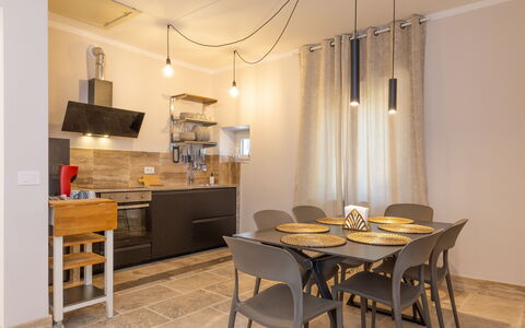 Accommodation Borgo Ariano 16: Dining Room, Kitchen