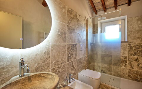Accommodation Borgo Ariano 7: Bathroom