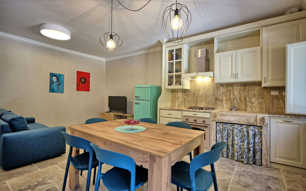 Accommodation Borgo Ariano 5: Dining Room, Kitchen, Living Room
