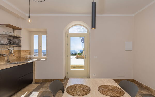 Accommodation Borgo Ariano 17: Dining Room, Kitchen