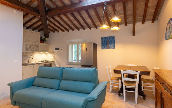 Accommodation Borgo Ariano 6: Dining Room, Kitchen, Living Room