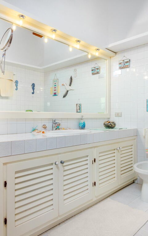 Villa Silenis: Bathroom