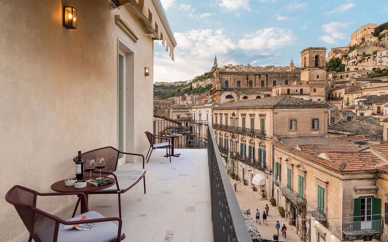 Monumento Apartament: Balcony / Terrace / Patio, Outdoor