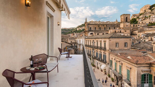 Monumento Apartament: Balcony / Terrace / Patio, Outdoor