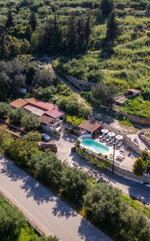 Villa Nikolas: Scenic View
