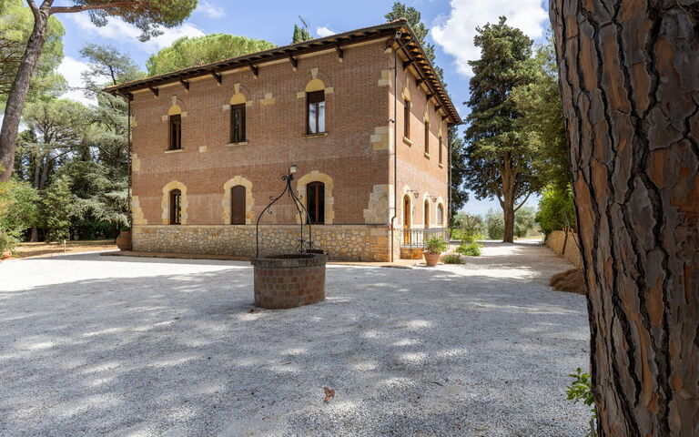 Villa Silvia: Building Exterior, Outdoor