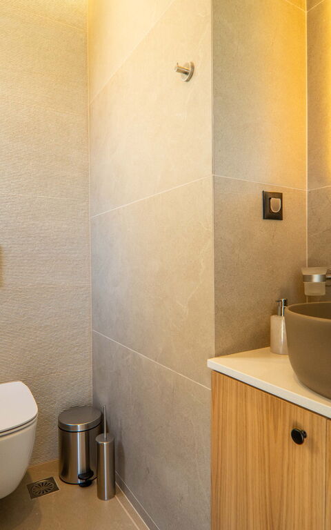 Villa Zen Chrysi: Bathroom