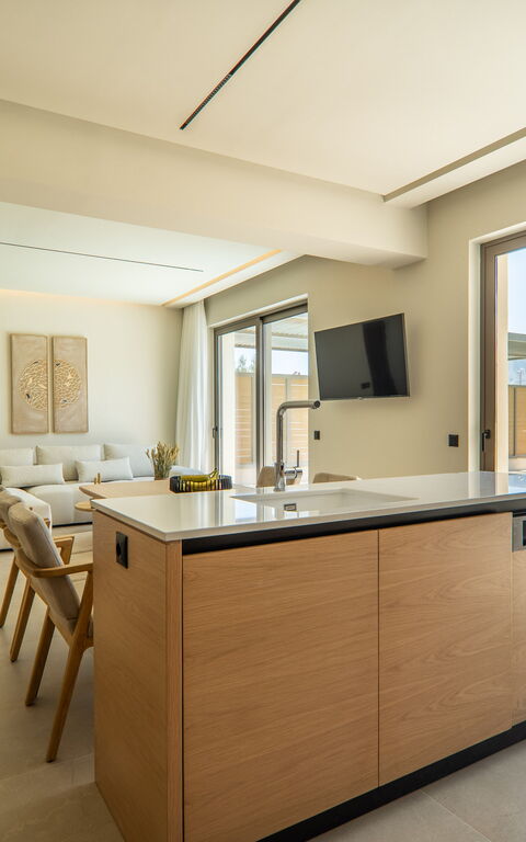 Villa Zen Aphrodite: Kitchen, Living Room