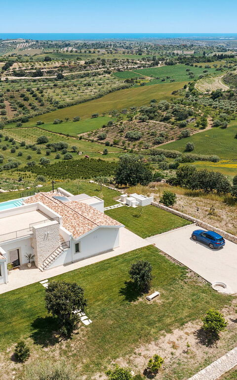 Netina Domus: Garden, Outdoor, Scenic View