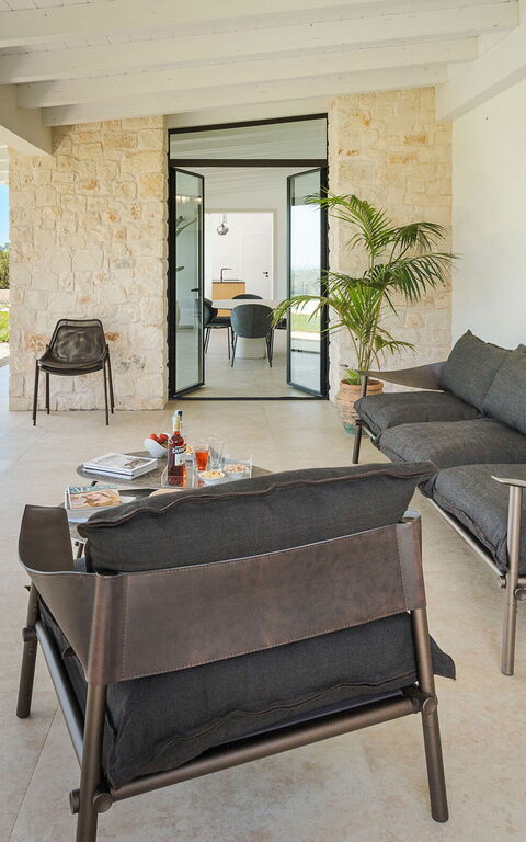 Netina Domus: Outdoor