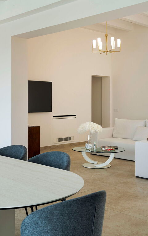 Netina Domus: Dining Room, Living Room