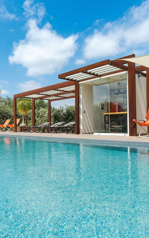 Corte Antigua: Building Exterior, Outdoor, Pool