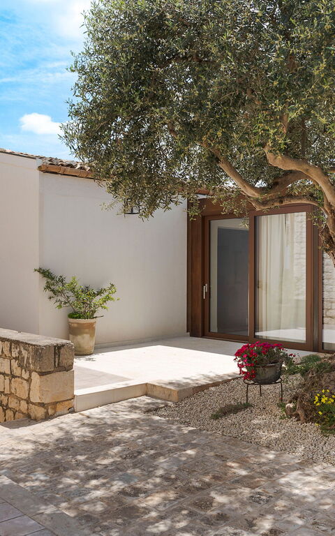 Corte Antigua: Building Exterior, Outdoor