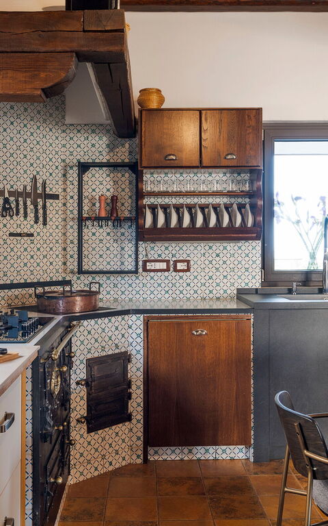 Corte Antigua: Dining Room, Kitchen