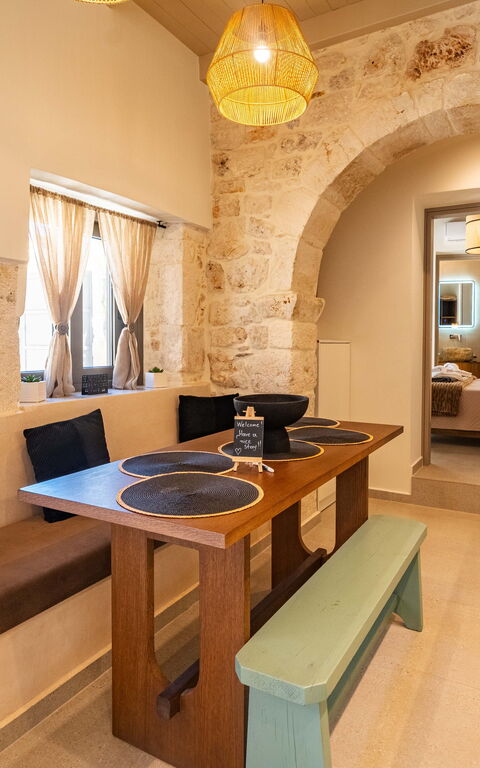 Villa Platon: Dining Room, Kitchen