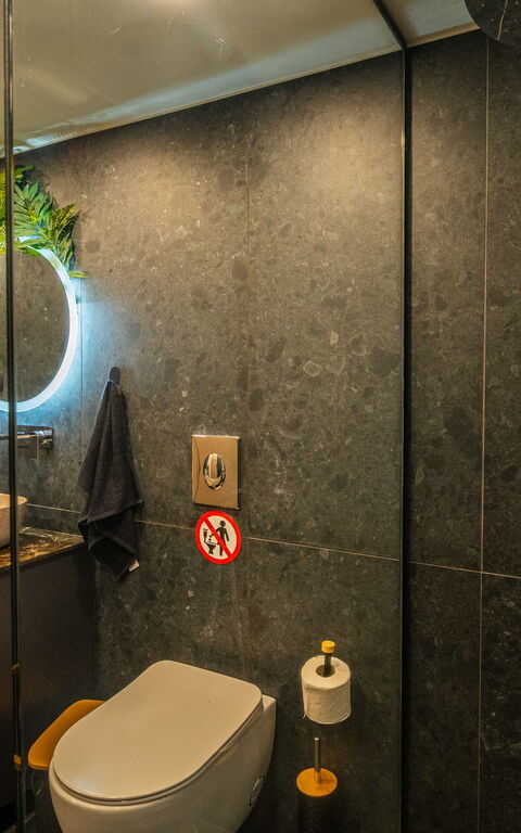 Villa Platon: Bathroom