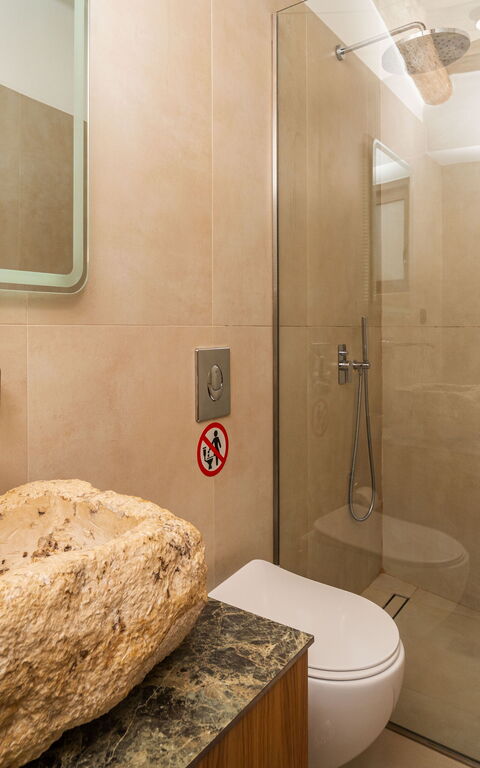 Villa Platon: Bathroom