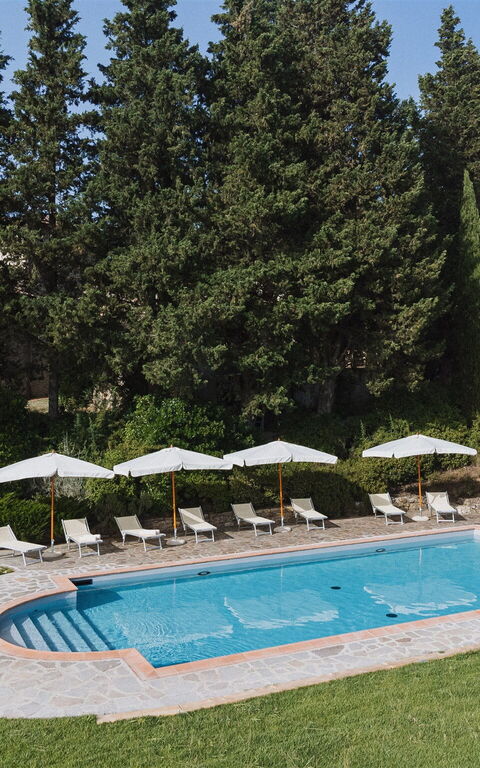 Podere Lupinati: Building Exterior, Outdoor, Pool