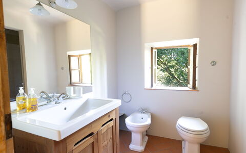 Accommodation Villa: Bathroom