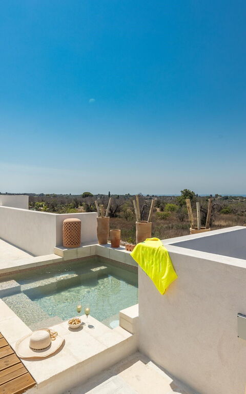 Villa Perla Del Sud: Building Exterior, Hot Tub, Outdoor, Scenic View