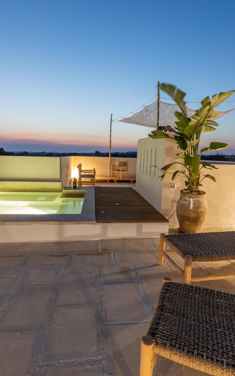 Villa Perla Del Sud: Building Exterior, Hot Tub, Outdoor