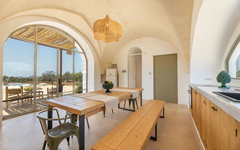 Villa Perla Del Sud: Dining Room, Kitchen