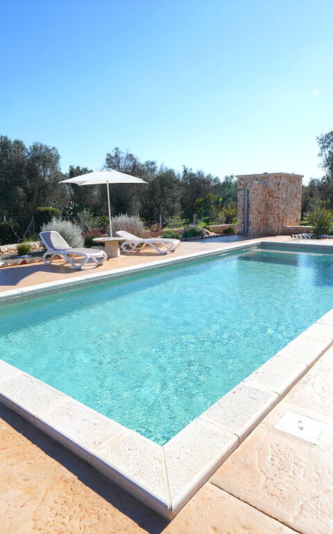 Trullo Samanta: Building Exterior, Outdoor