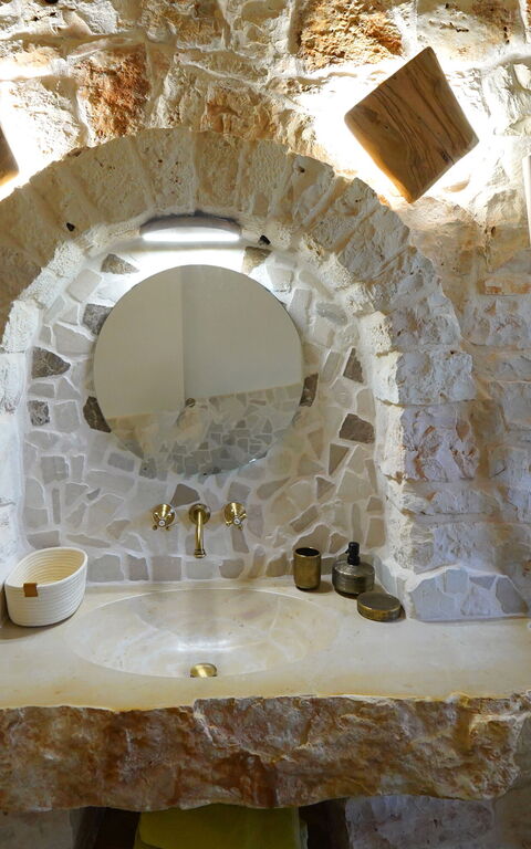 Trullo Samanta: Bathroom