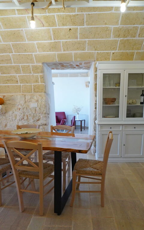 Trullo Samanta: Dining Room, Kitchen
