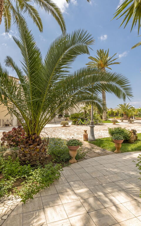 Villa Oasi Di Pace: Building Exterior, Outdoor