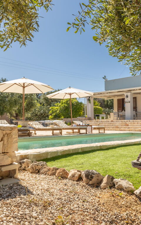 Villa Lampu Di Luce: Building Exterior, Garden, Outdoor, Pool