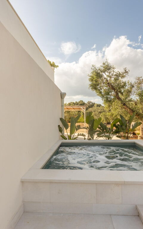 Villa Lampu Di Luce: Hot Tub