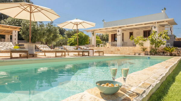 Villa Lampu di Luce: Outdoor, Pool