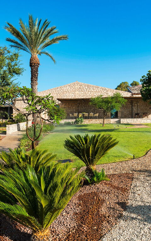 Dimora Spinazzella: Building Exterior, Garden, Outdoor