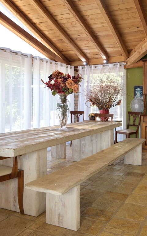 Villa Irida: Dining Room, Kitchen, Living Room