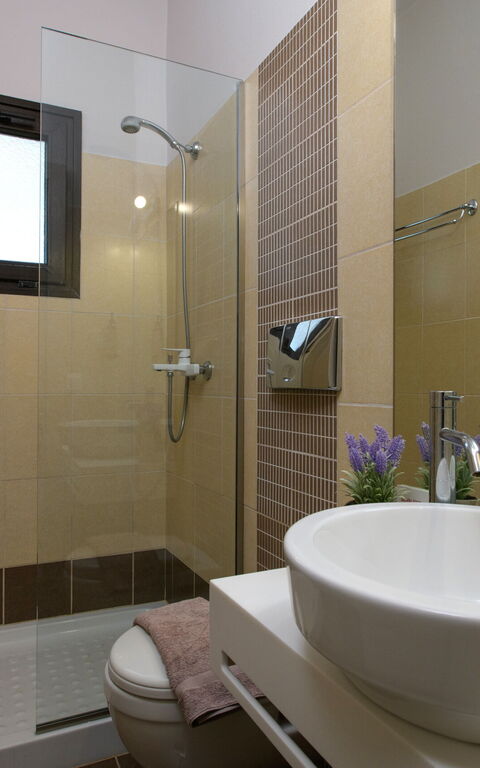 Villa Irida: Bathroom