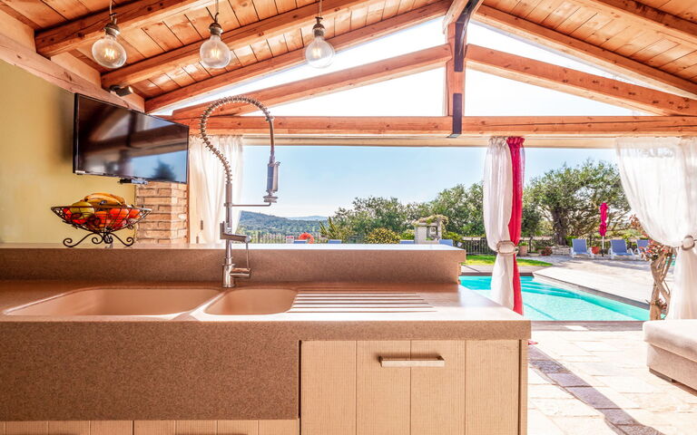 Villa Irida: Balcony / Terrace / Patio