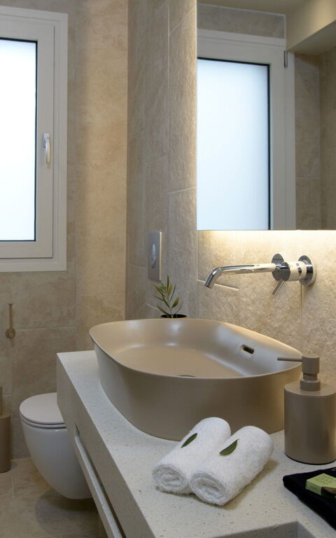 Villa Eleas Ikos: Bathroom