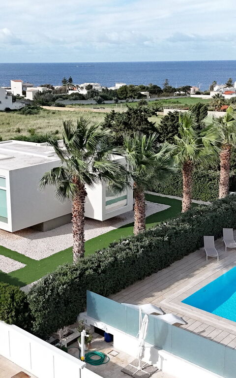 Villa Pizzolungo: Outdoor, Pool, Scenic View