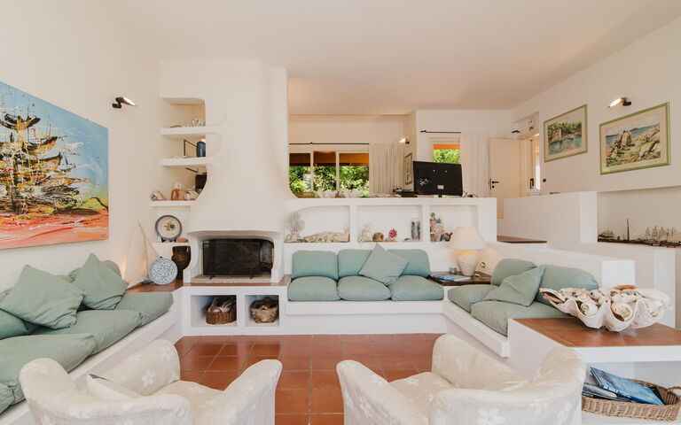 Villa Cala Serena: Living Room
