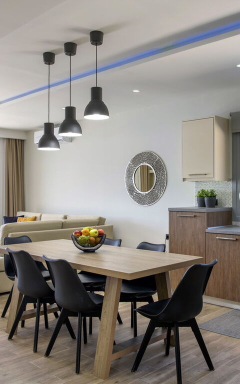 Villa Alkyoni: Dining Room, Kitchen