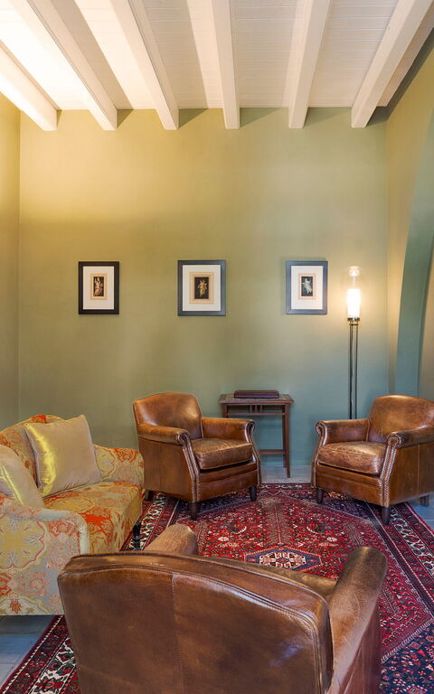 Domus Olivae: Living Room