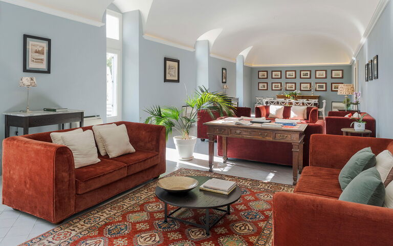 Domus Olivae: Living Room